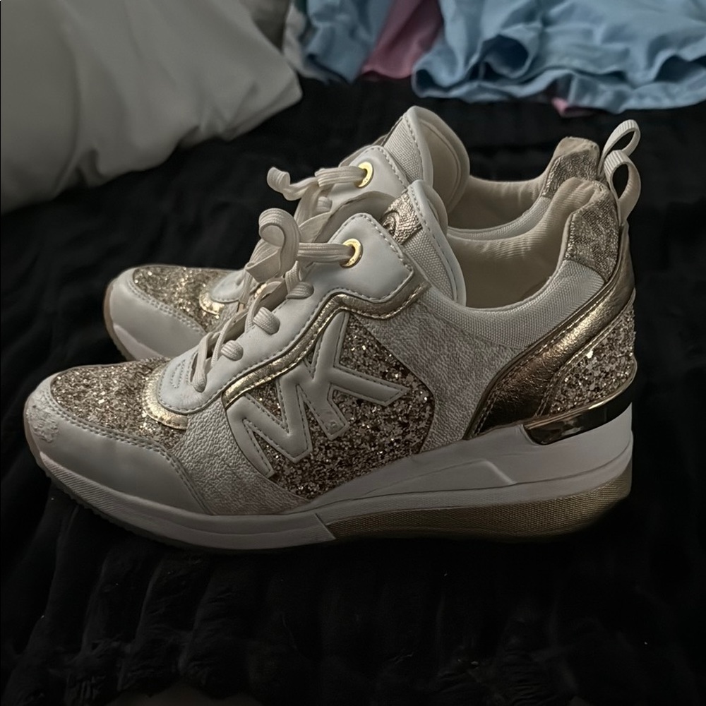 Michael Kors, women's size 7